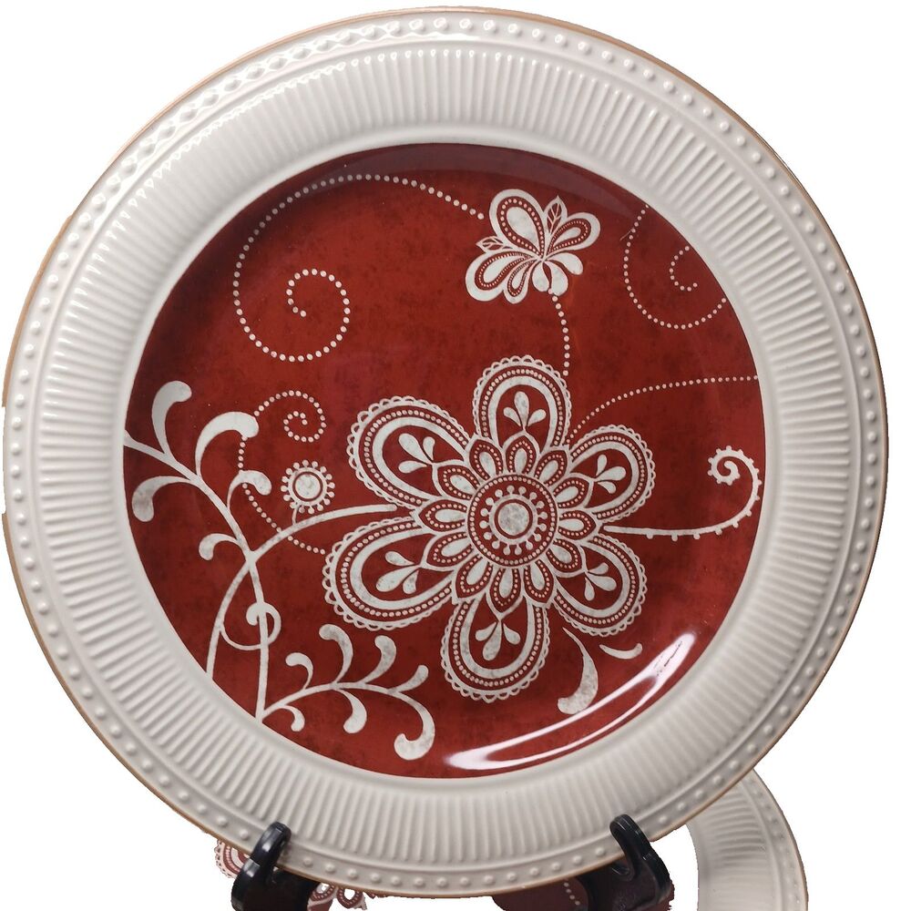 2 Pier 1 Imports Maribeth Red Off White Dinner Plates 11" Ironstone